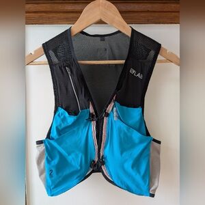 Salomon running vest, size S